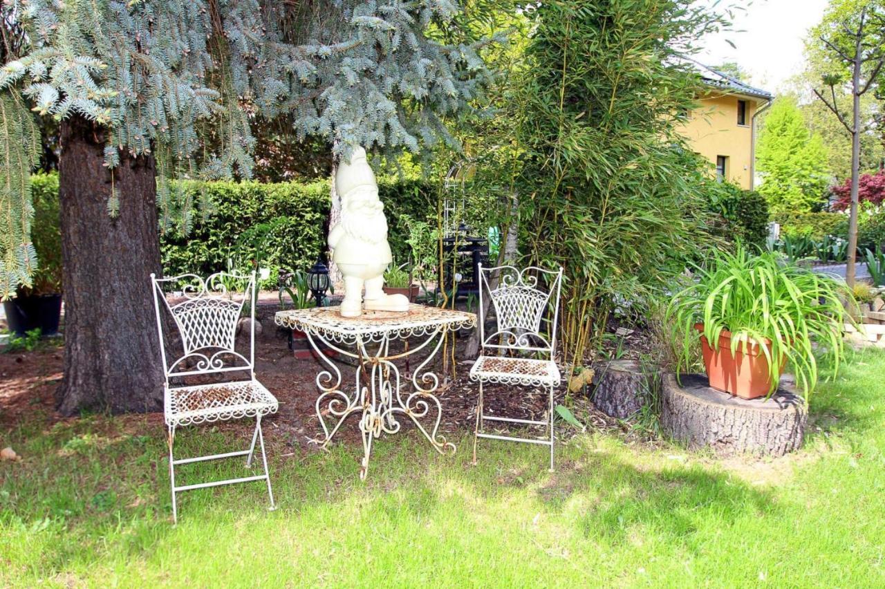 הוילה Siedlung Schonwalde Semi-Detached House, Schonwalde מראה חיצוני תמונה